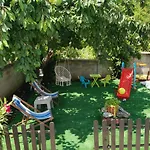 Pensión Holly Balchik