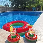 Holly Pensión Balchik