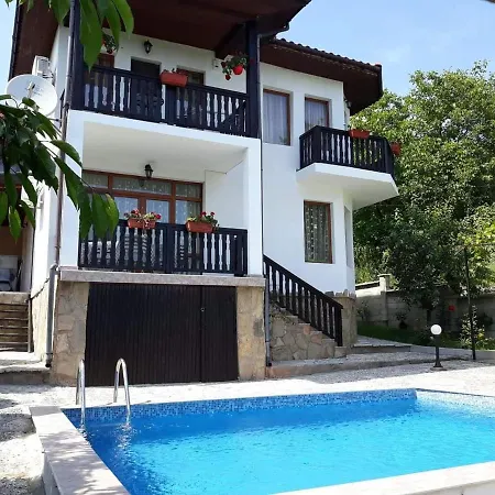Holly Guest house Balchik