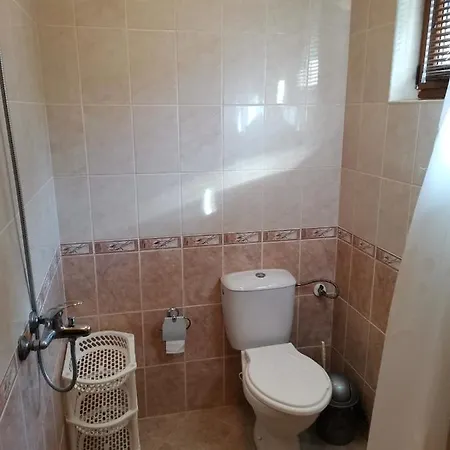 Holly Guest house *