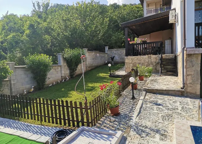 Guest house Holly Balchik